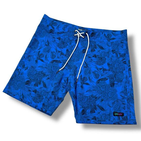 Oakley Blue Floral Board Shorts Size 34 Performance Fit Swim Trunks Surf Unlined - Picture 1 of 10